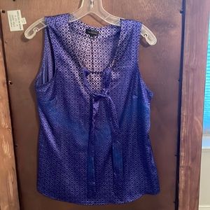Beautiful iridescent blouse